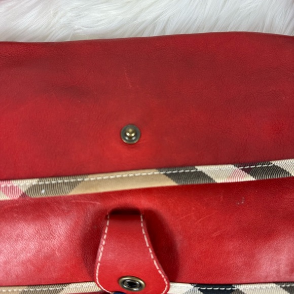 Burberry Red Leather Shoulder Bag - Picture 11 of 16